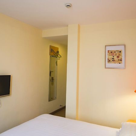 Home Inn Changchun Dajing Road Ouya Outlets Екстериор снимка